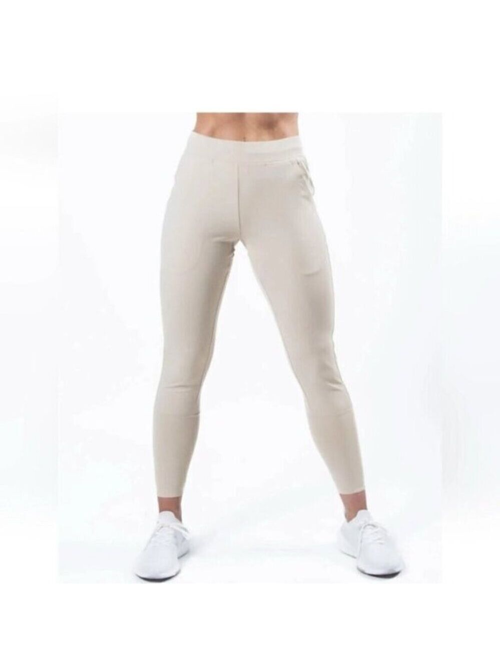 Alphalete | Trace Joggers In String Off-white - Picture 3 of 12